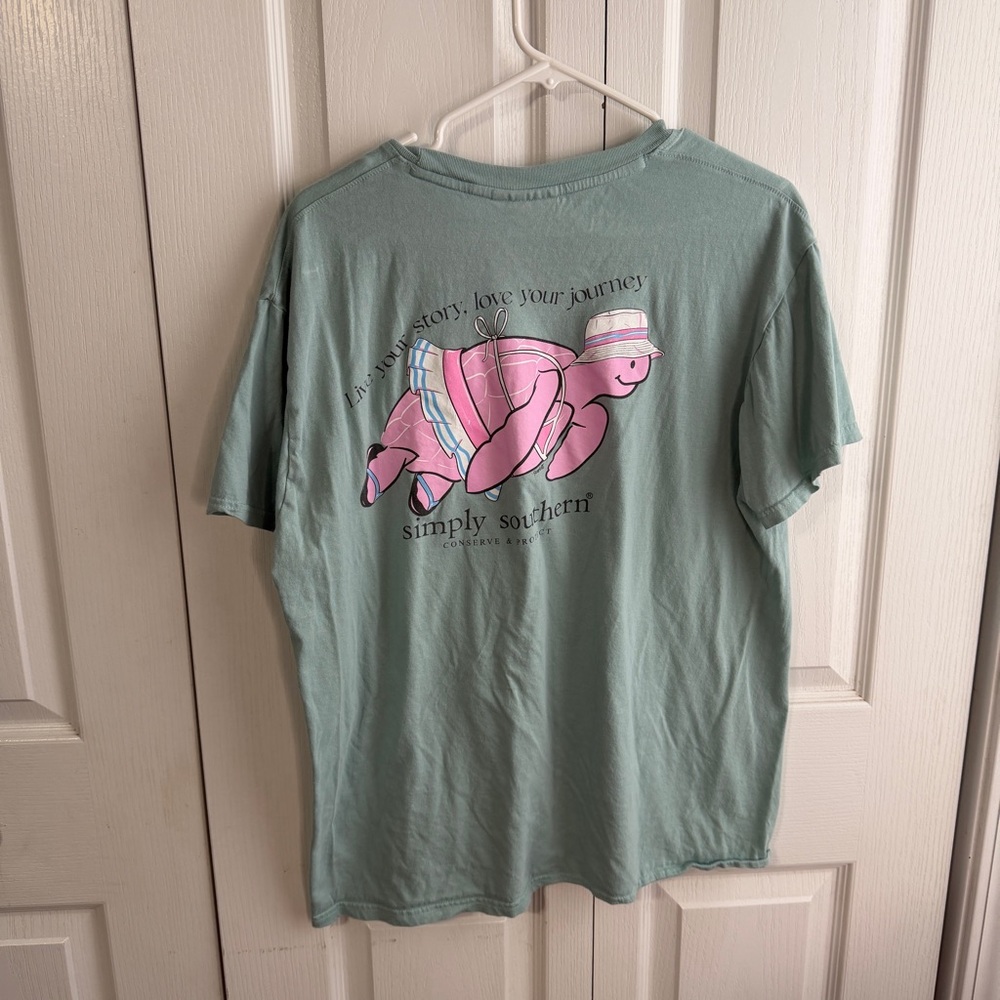Simply Southern turtle tracker bikini tee size large‎ - Picture 6 of 7